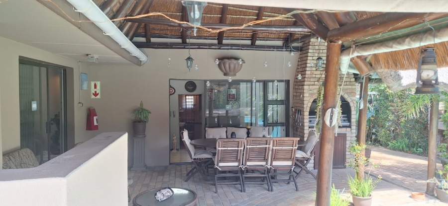 4 Bedroom Property for Sale in Beacon Bay Eastern Cape
